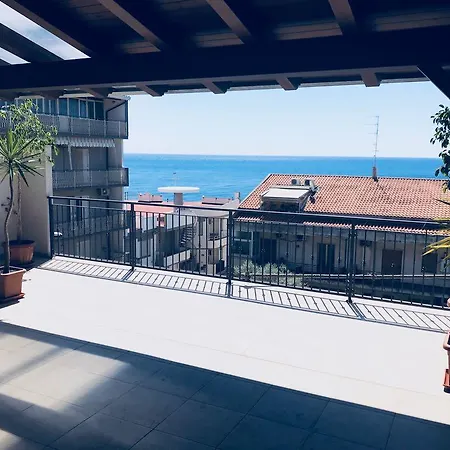 Gambero Holiday home Santa Teresa Di Riva